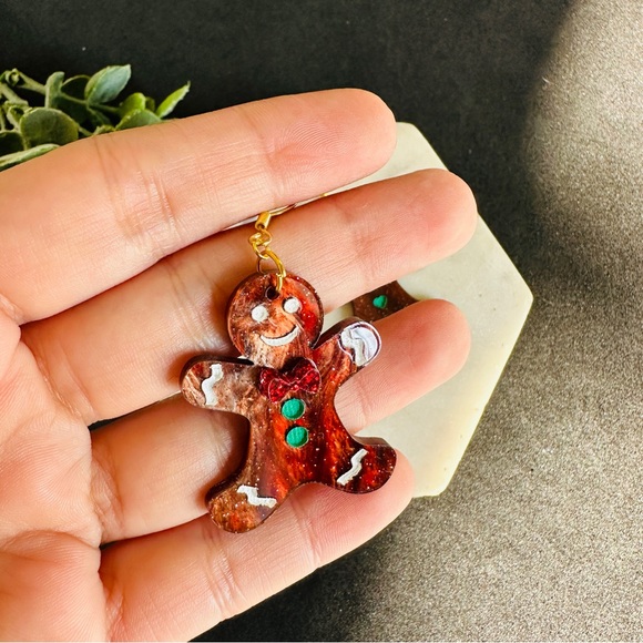 Gingerbread man and Girl Earrings Christmas Jewelry gift - Picture 7 of 9